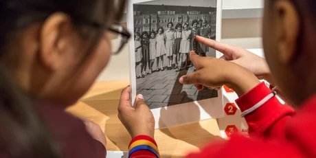 Ausstellung "Alles über Anne" im Anne Frank Zentrum Berlin