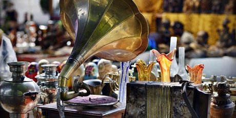 Grammophone au marché aux puces