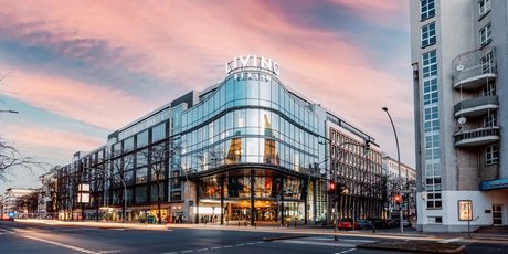 LIVING BERLIN