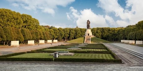  Sowjetisches Ehrenmal im Treptower Park