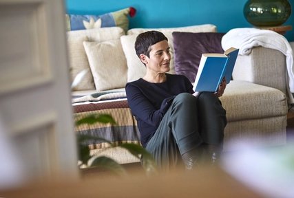 reading woman