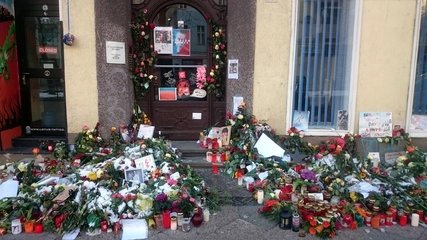 David Bowies Haustür in Schöneberg 