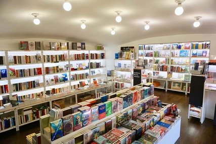 Bookstore Hundt Hammer Stein in Berlin