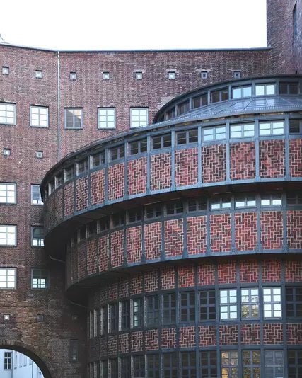 Aussenaufnahme ewerk im Umspannwerk Buchhändlerhof
