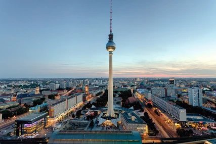 Blick auf die Berliner Innenstadt mit dem Fernsehturm