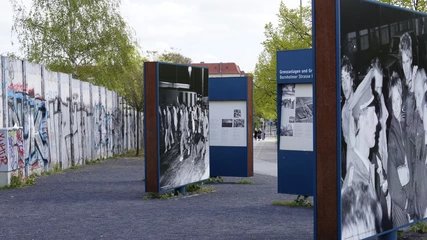 Platz des 9. November 1989