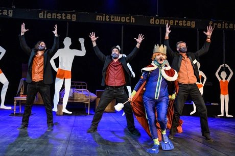 EINE WOCHE VOLLER SAMSTAGE
