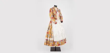 Mädchen-Festkleidung aus Kéty / Giek (Ungarn), um 1943