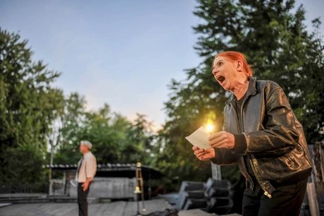 KanTheaterBerlin: Jeder stirbt für sich allein