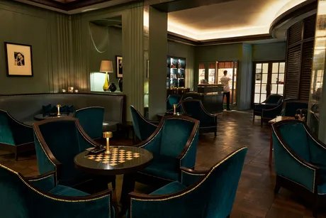 Elephant Bar