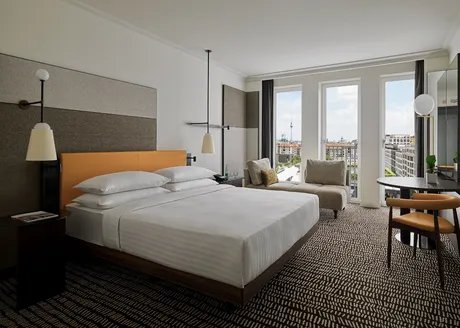Panorama Room