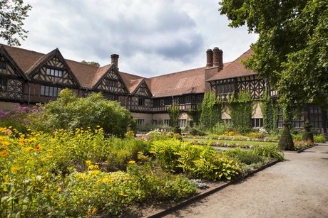 Garten vor Schloss Cecilienhof