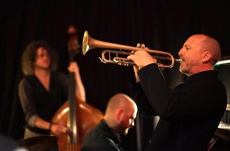 Silent Jazz Bar