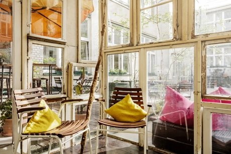 15-Min-Stadt-Hotel Michelberger Hotel vestíbulo