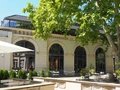 Schankhalle Pfefferberg – Fassade und Biergarten im Sommer