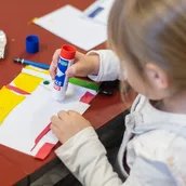 Im Museum beschäftigen sich die Kinder kreativ mit Berlin (Symbolbild).