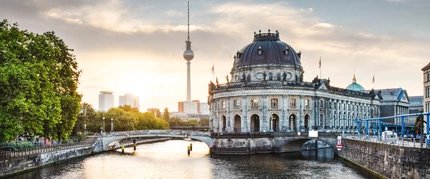 Spreeblick auf die Museumsinsel