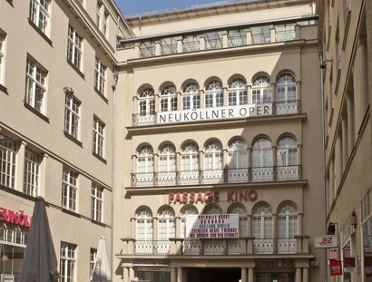 Innenhof der Neuköllner Oper Berlin