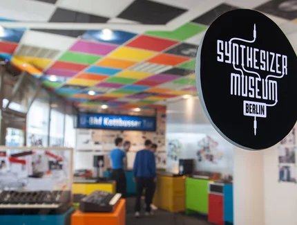 Führungen im Synthesizer Museum