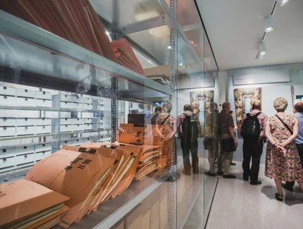 Führung zum Stasi-Unterlagen-Archiv am historischen Ort