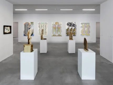 Ausstellungsgespräch in "Pearls & Hooks" von Laura Bruce