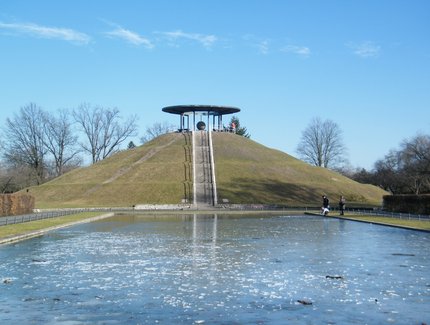 Fliegeberg in Berlin: Otto Lilienthal memorial