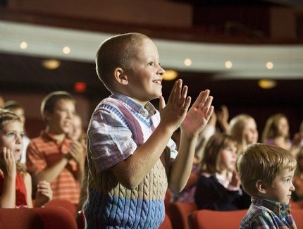 Children in the theatre 