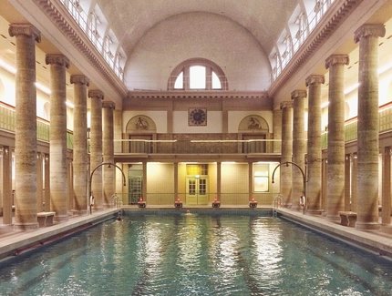 Indoor pool Neukölln in Berlin