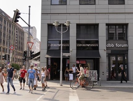 Emporio Armani und dbb Forum 