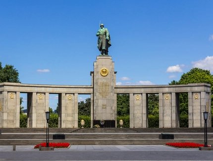 Sowjetisches Ehrenmal Tiergarten in Berlin