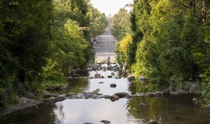 Kleiner Teich im Viktoriapark