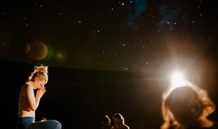 Yoga unterm Sternenhimmel